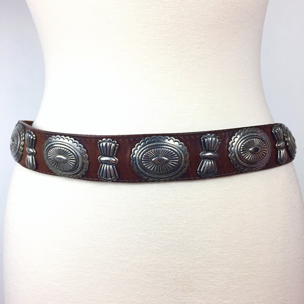 Vintage Eddie Bauer Leather Boho Conch Belt